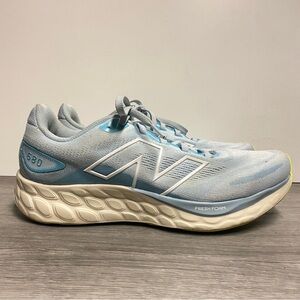 New Balance Fresh Foam 680 v8 Womens Size 11 Running Shoes Blue